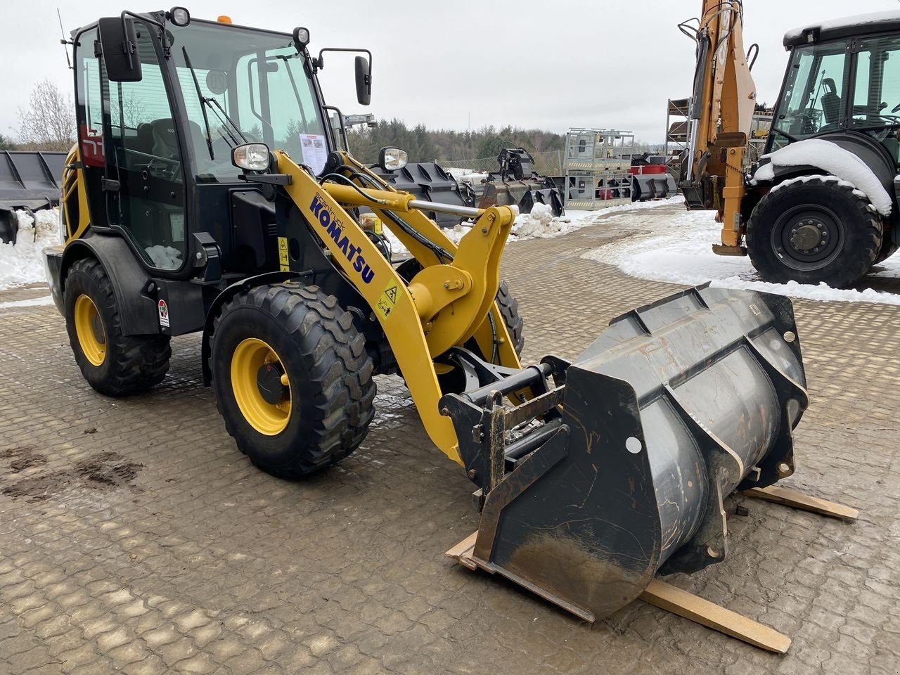 Kompaktlader del tipo Komatsu WA70M-8EO, Gebrauchtmaschine en Skive (Imagen 5)