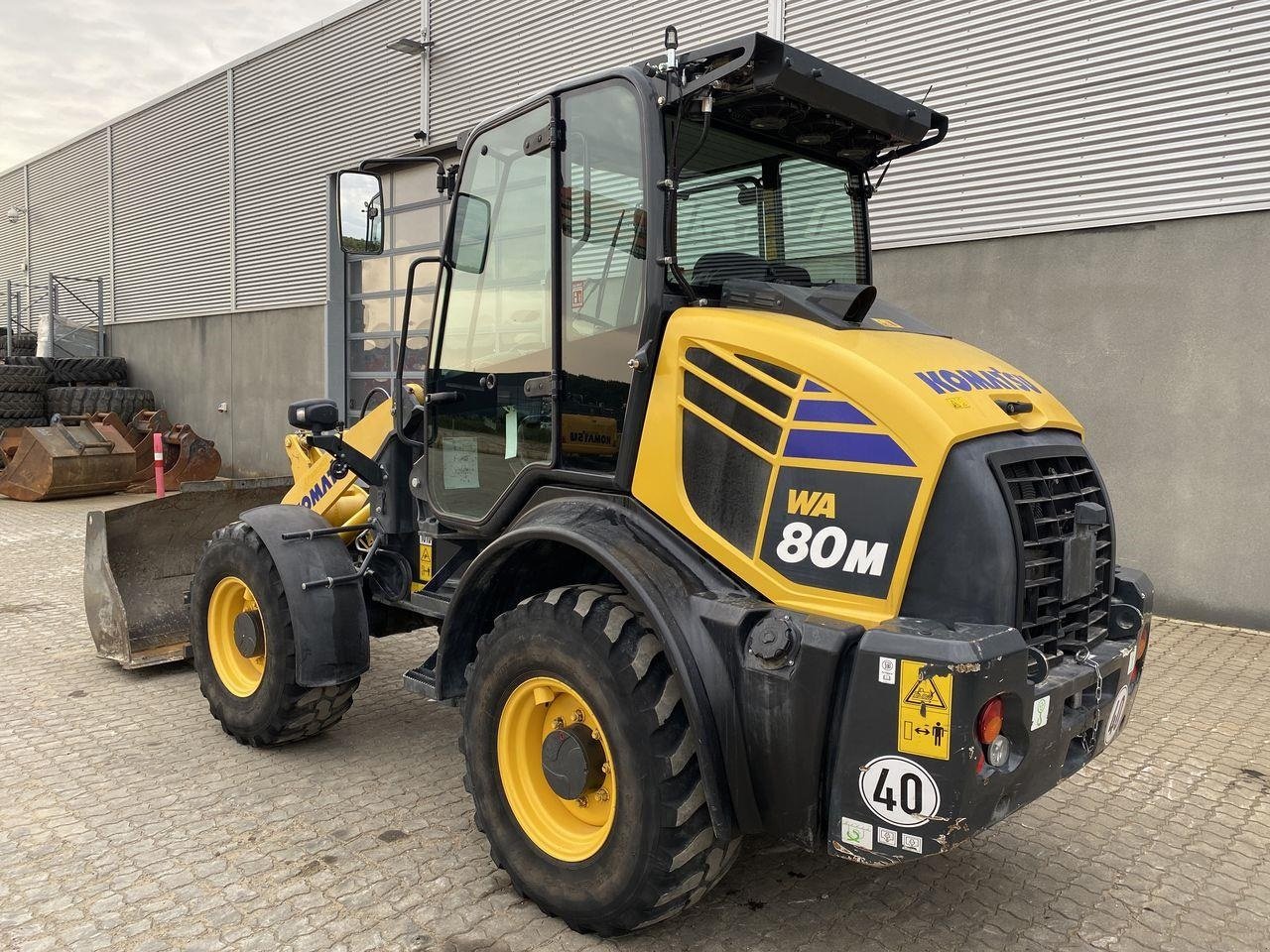 Kompaktlader des Typs Komatsu WA80M-8EO, Gebrauchtmaschine in Skive (Bild 2)