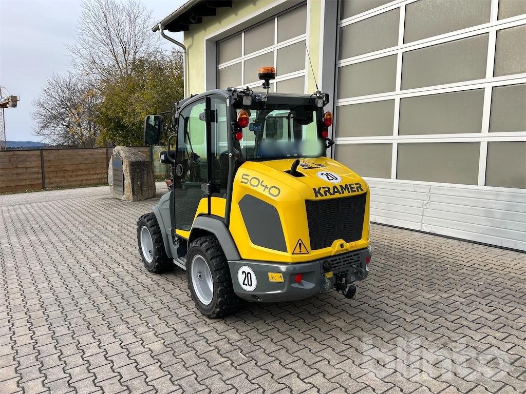 Kompaktlader des Typs Kramer 358, Gebrauchtmaschine in Düsseldorf (Bild 4)