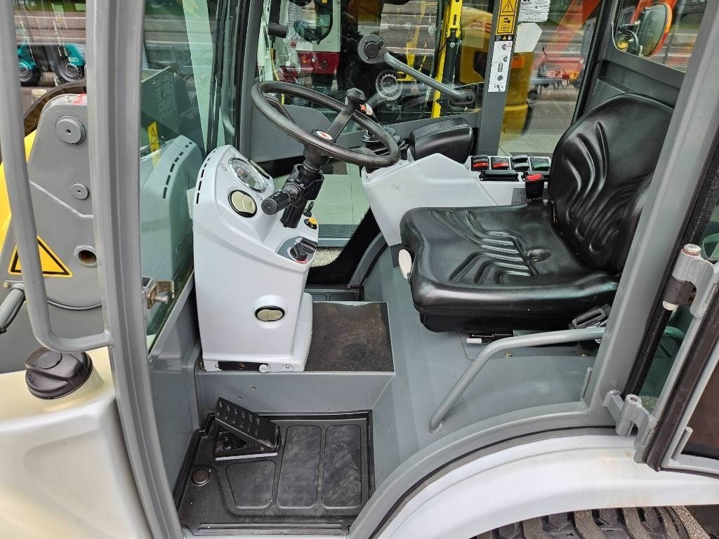 Kompaktlader типа Kramer 5035, Gebrauchtmaschine в Fårevejle (Фотография 8)