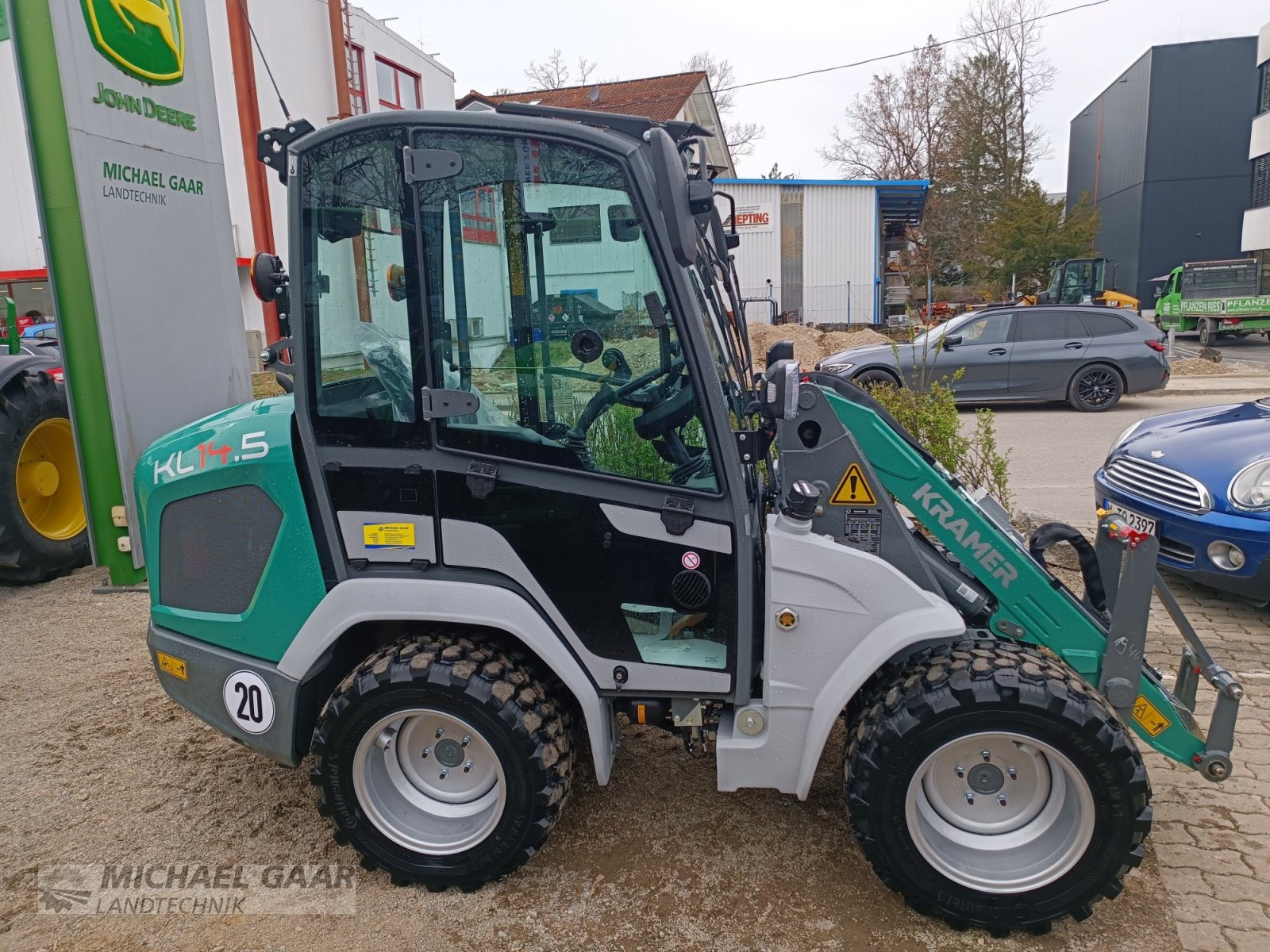 Kompaktlader des Typs Kramer KL 14.5, Neumaschine in Höhenkirchen-Siegertsbrunn (Bild 5)