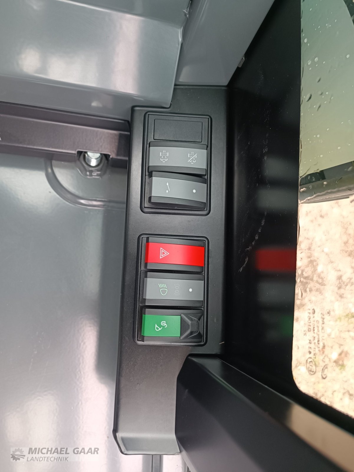 Kompaktlader des Typs Kramer KL 14.5, Neumaschine in Höhenkirchen-Siegertsbrunn (Bild 8)