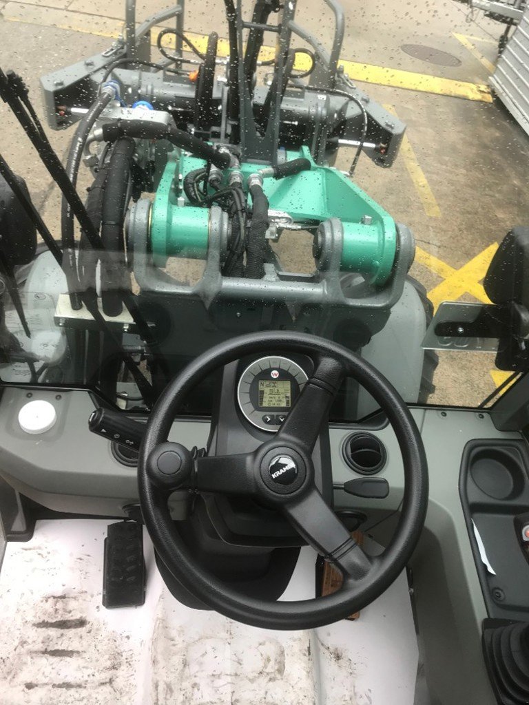 Kompaktlader of the type Kramer KL 21.5, Ausstellungsmaschine in Henau (Picture 4)