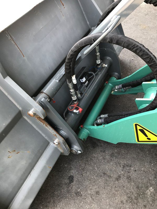 Kompaktlader of the type Kramer KL 25.5, Ausstellungsmaschine in Henau (Picture 7)