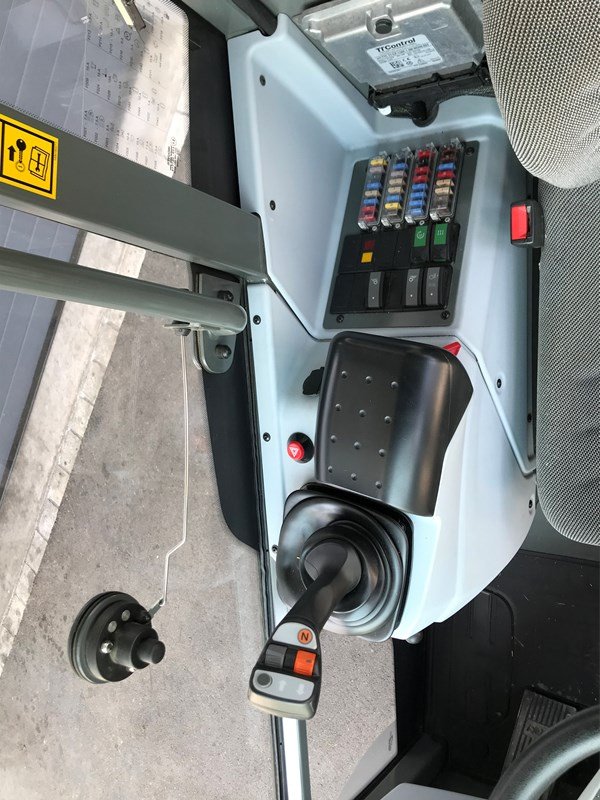 Kompaktlader of the type Kramer KL 25.5, Ausstellungsmaschine in Henau (Picture 5)