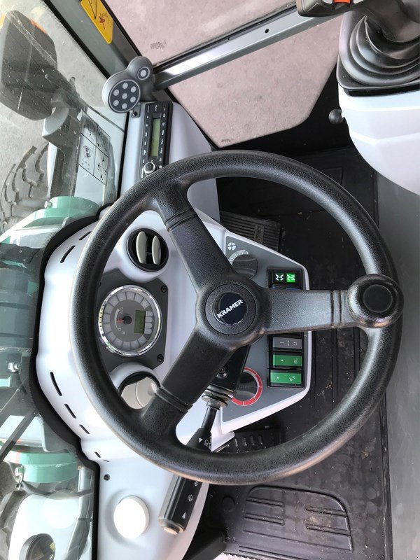 Kompaktlader of the type Kramer KL 25.5, Ausstellungsmaschine in Henau (Picture 4)