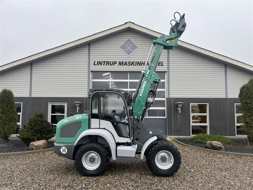 Kompaktlader des Typs Kramer KL25.5T  med Teleskoparm, så den har stor rækkevidde og fleksibilitet., Gebrauchtmaschine in Lintrup (Bild 15)