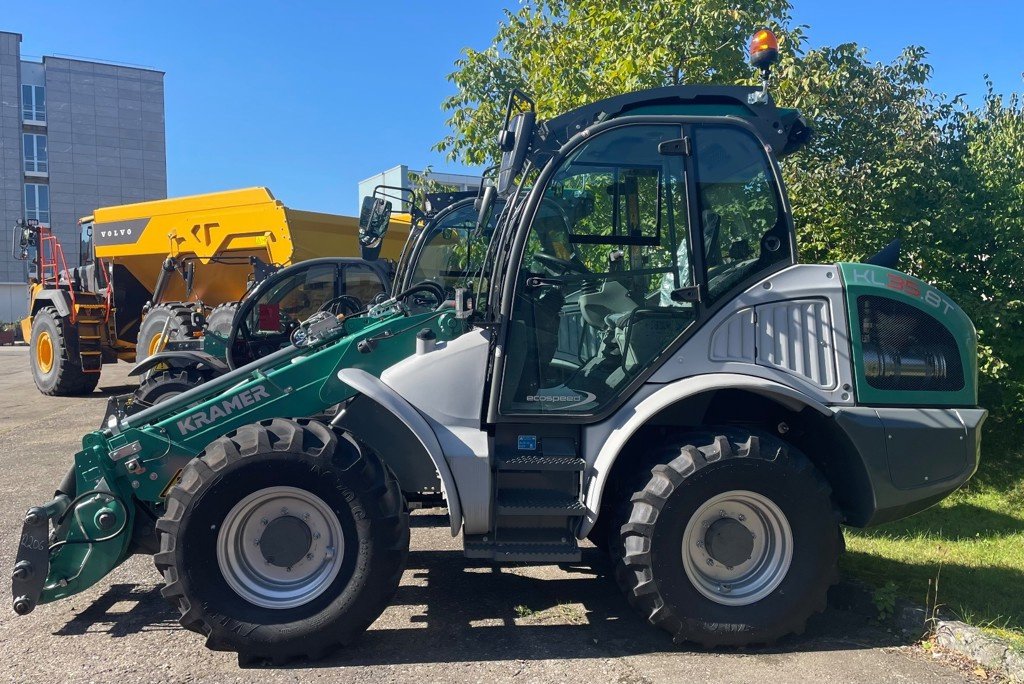 Kompaktlader of the type Kramer KL35.8T, Vorführmaschine in Regensdorf (Picture 1)