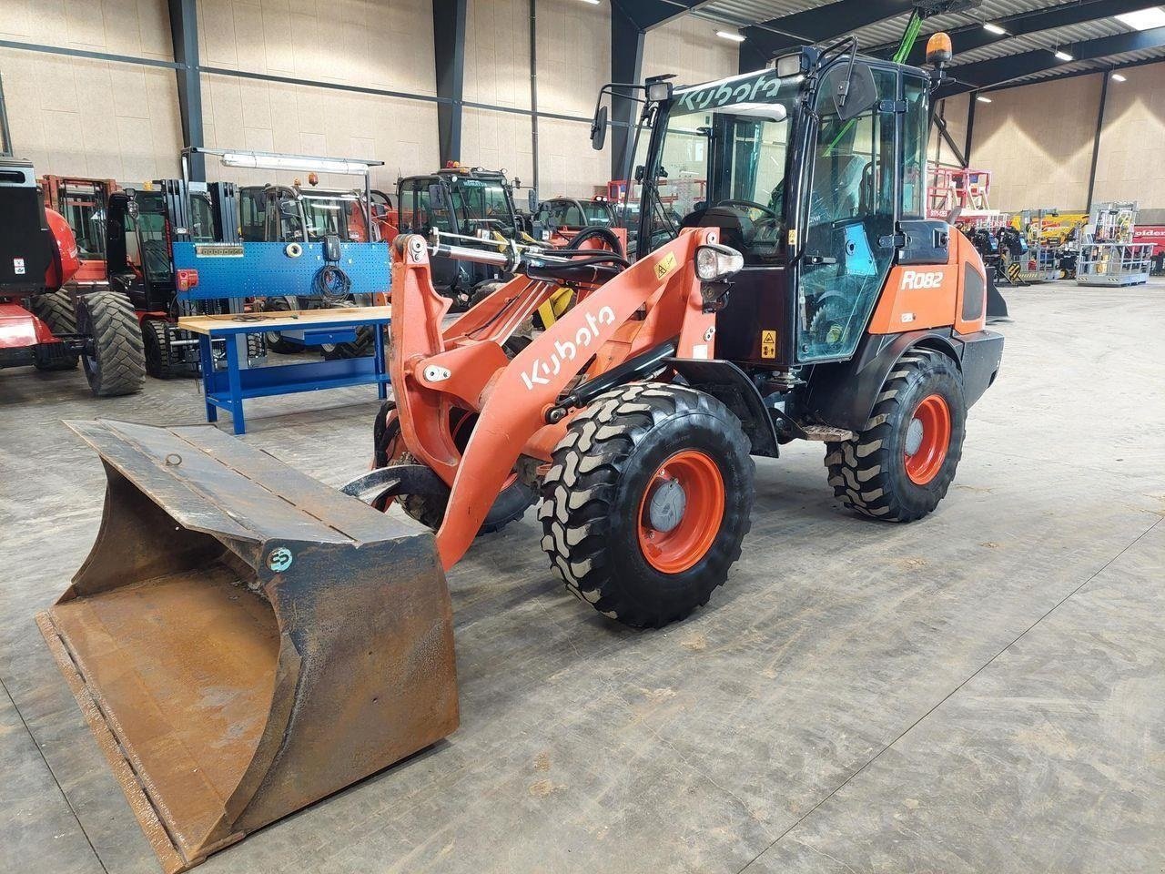 Kompaktlader des Typs Kubota R082, Gebrauchtmaschine in Skive (Bild 1)