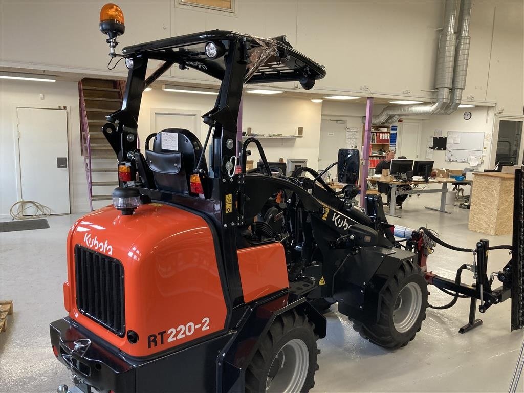 Kompaktlader des Typs Kubota RT 220- 2, Gebrauchtmaschine in Sabro (Bild 3)