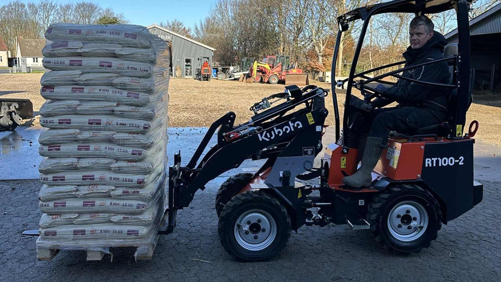 Kompaktlader of the type Kubota RT100-2, Gebrauchtmaschine in Føvling (Picture 5)