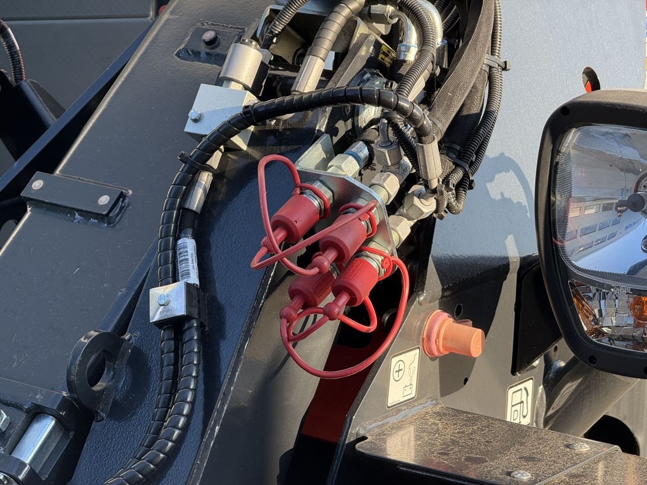 Kompaktlader des Typs Kubota RT105T-2, Neumaschine in Vlaardingen (Bild 7)