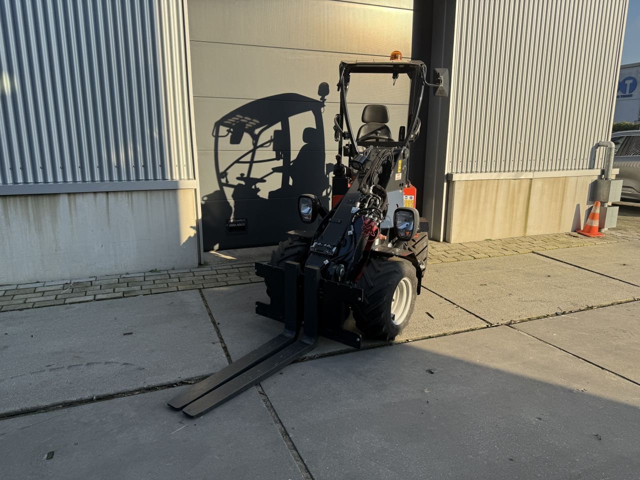 Kompaktlader des Typs Kubota RT105T-2, Neumaschine in Vlaardingen (Bild 6)