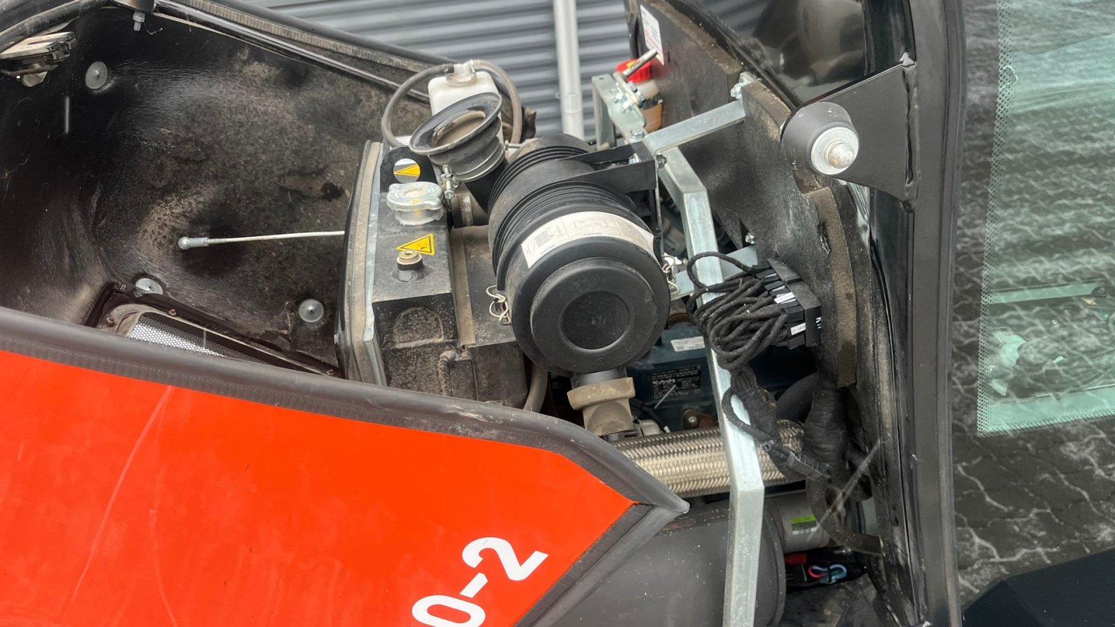 Kompaktlader tip Kubota RT210-2 Med lukket kabine kun kørt 242Timer, Gebrauchtmaschine in Rønnede (Poză 17)