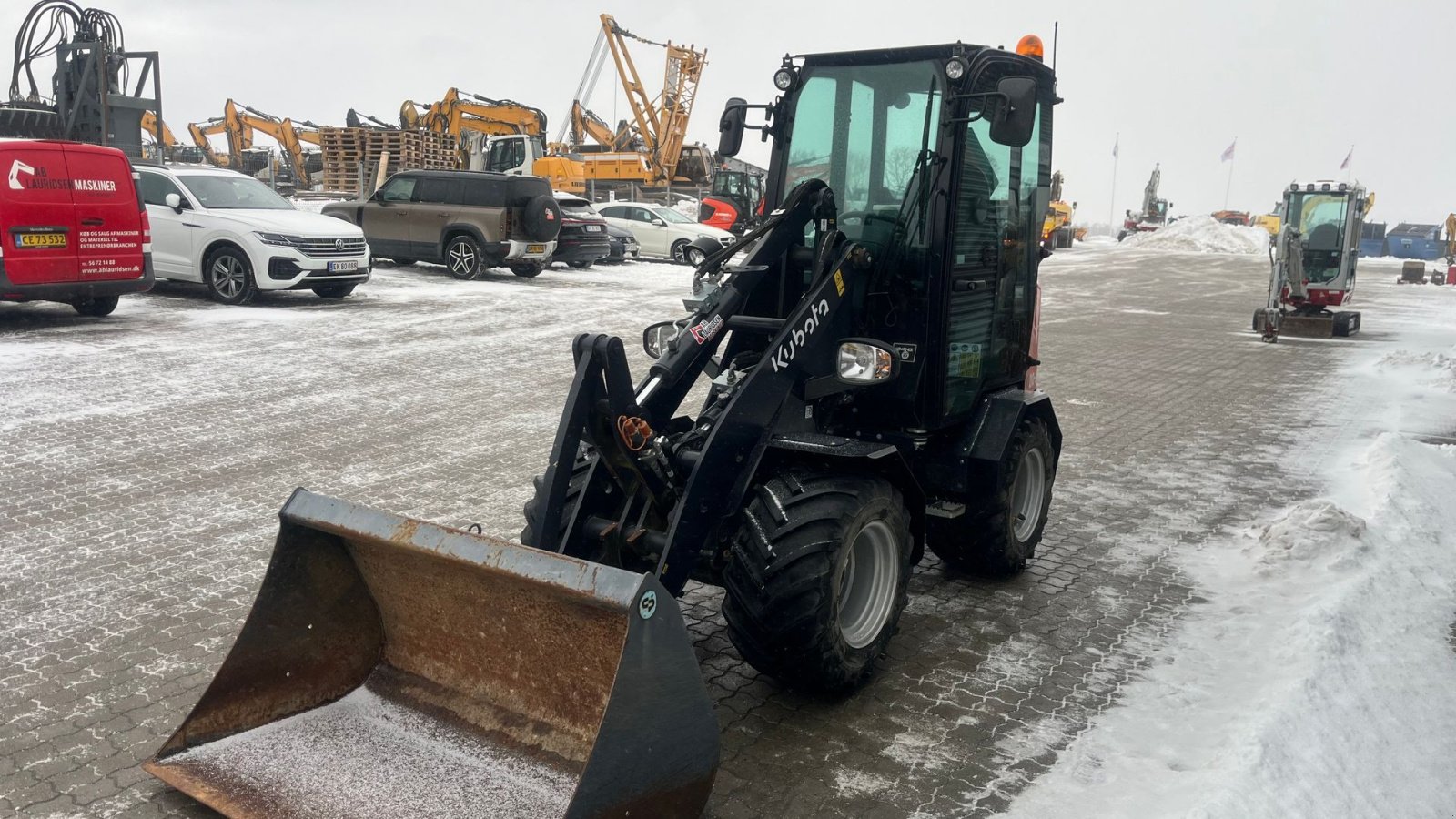Kompaktlader tip Kubota RT210-2 Med lukket kabine kun kørt 242Timer, Gebrauchtmaschine in Rønnede (Poză 7)