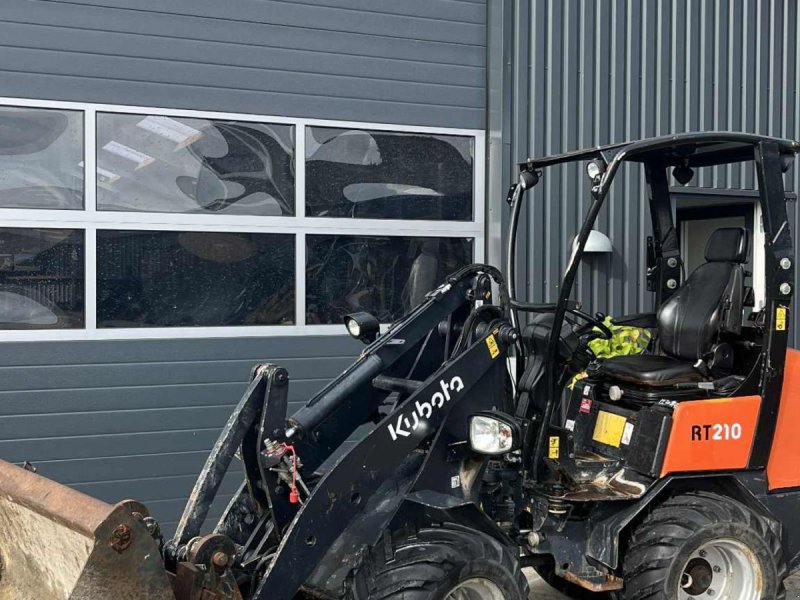 Kompaktlader typu Kubota RT210, Gebrauchtmaschine v Føvling (Obrázek 1)