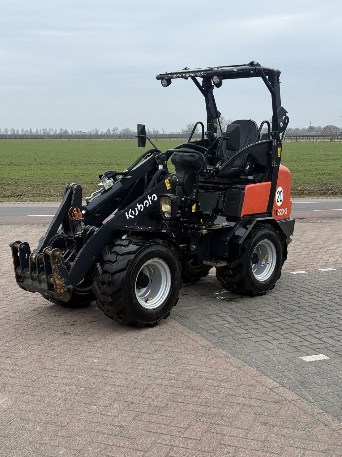 Kompaktlader del tipo Kubota Rt220-2, Gebrauchtmaschine In Wadenoijen (Immagine 1)