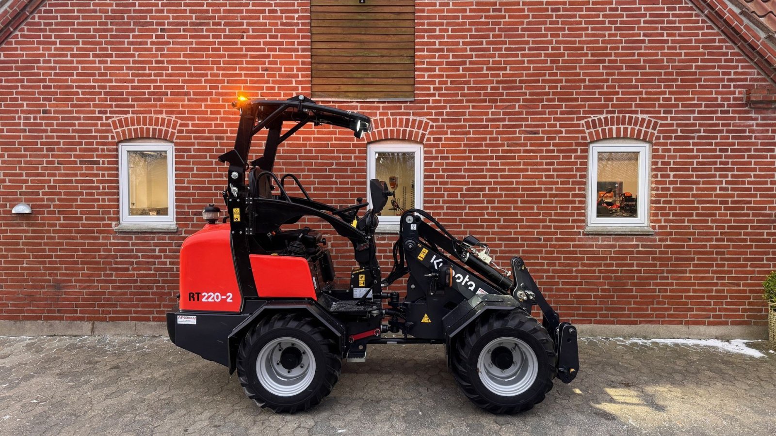 Kompaktlader tipa Kubota RT220-2a RT220-2, Gebrauchtmaschine u Gedved (Slika 3)