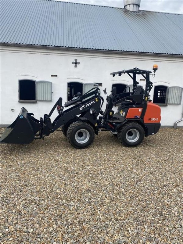 Kompaktlader des Typs Kubota RT250-2, Gebrauchtmaschine in Føvling (Bild 3)