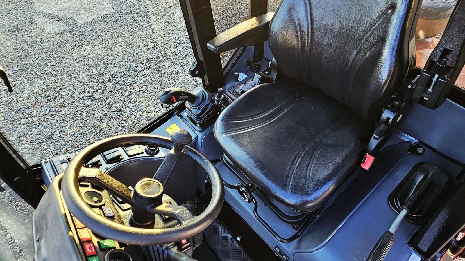 Kompaktlader типа Kubota RT270 / kun 900 timer / lukket kabine og meget udstyr, Gebrauchtmaschine в Arden (Фотография 18)