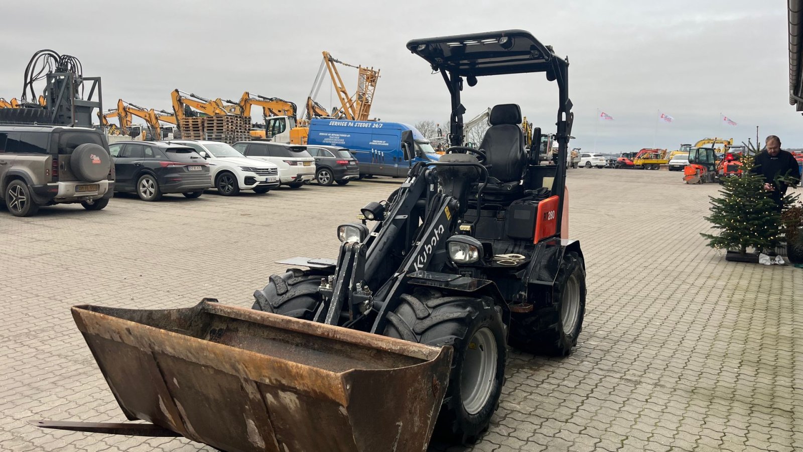 Kompaktlader of the type Kubota RT280 med skovl og gafler, Gebrauchtmaschine in Rønnede (Picture 5)