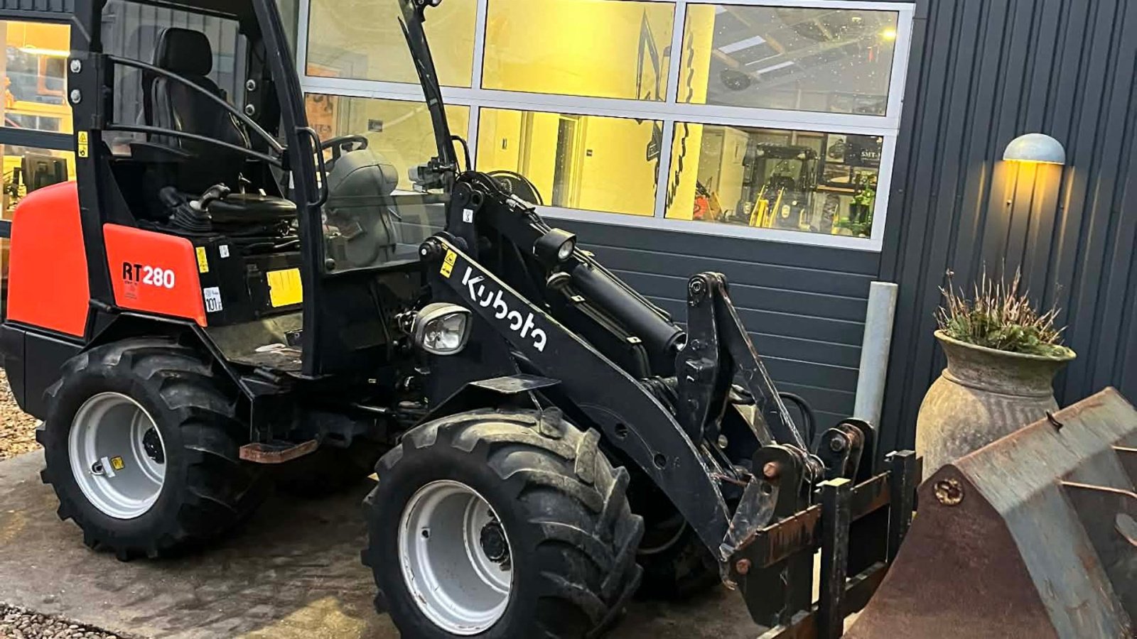 Kompaktlader van het type Kubota RT280, Gebrauchtmaschine in Føvling (Foto 4)