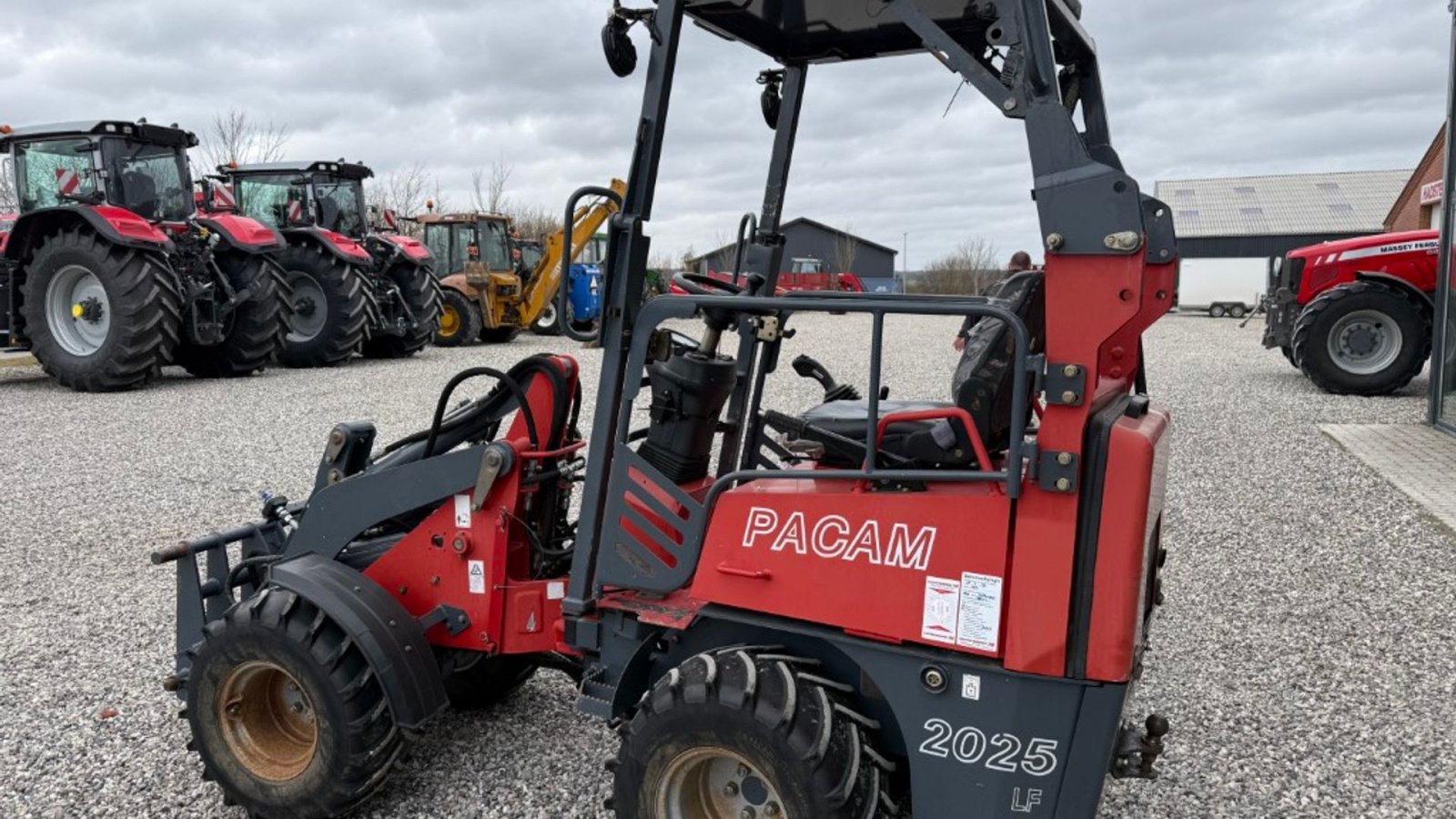 Kompaktlader des Typs MAN 2025 LF, Gebrauchtmaschine in Hadsten (Bild 3)