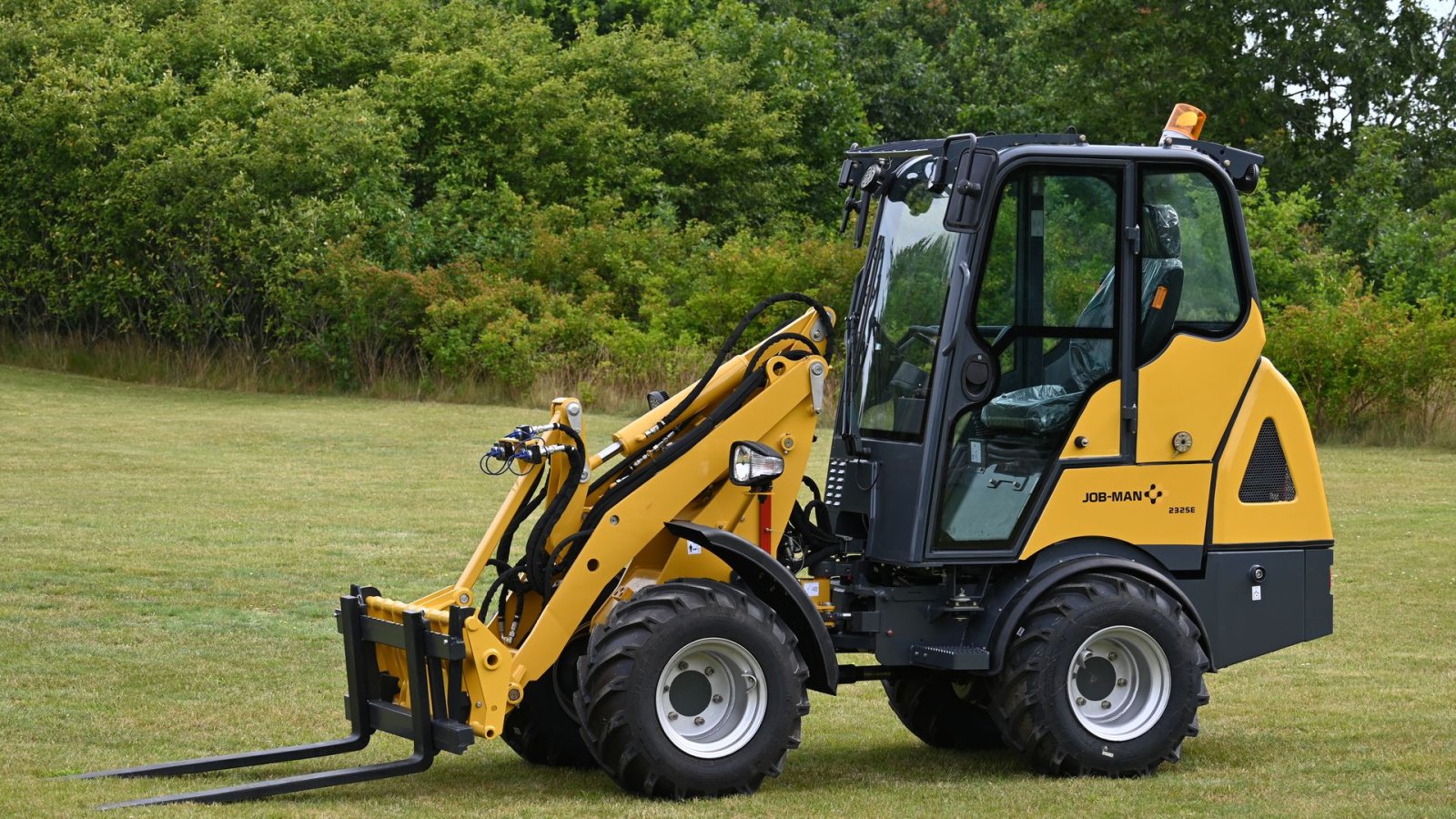 Kompaktlader tipa MAN 2325E, Gebrauchtmaschine u Herning (Slika 1)