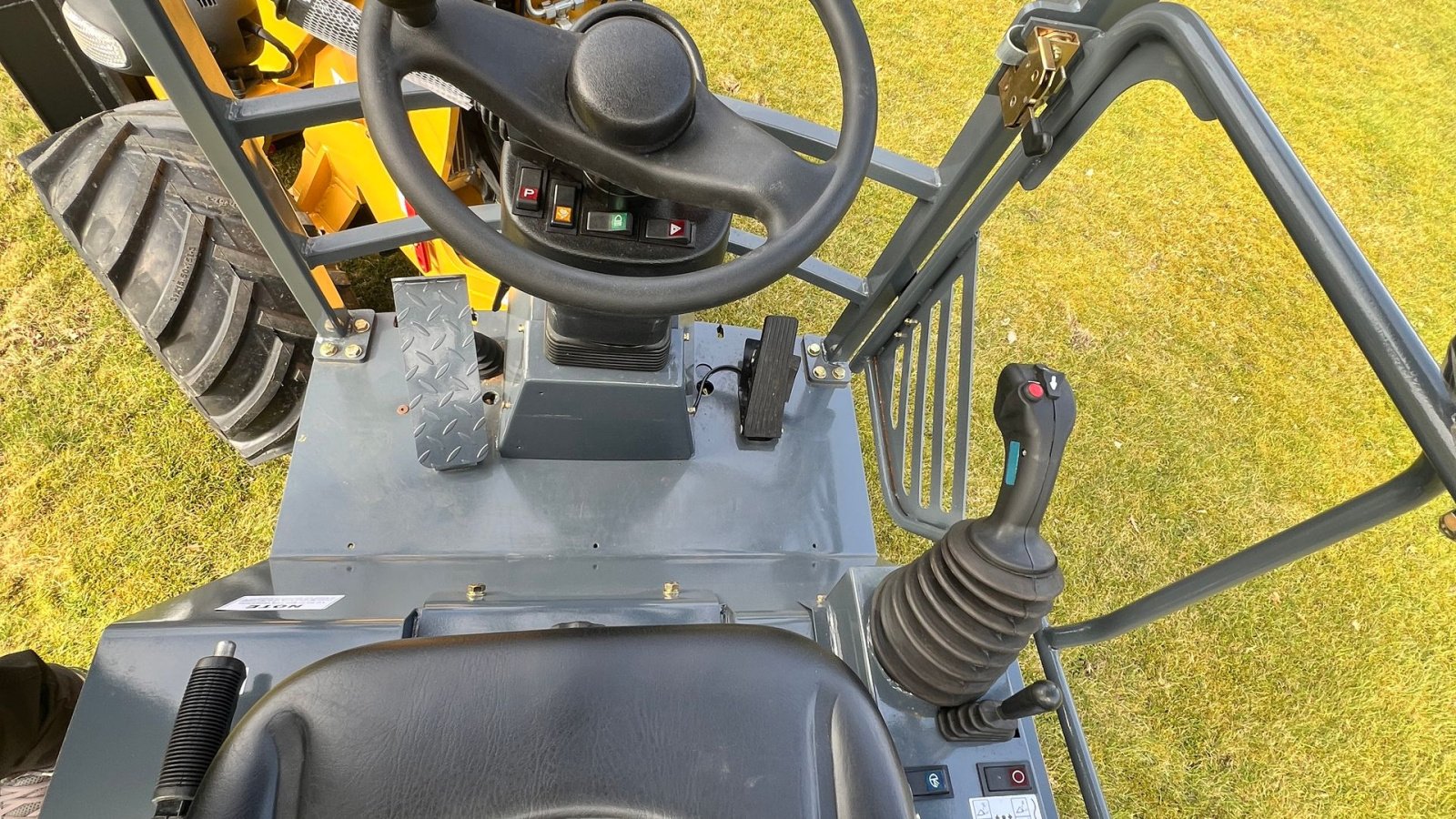 Kompaktlader typu MAN 2325E, Gebrauchtmaschine w Herning (Zdjęcie 11)