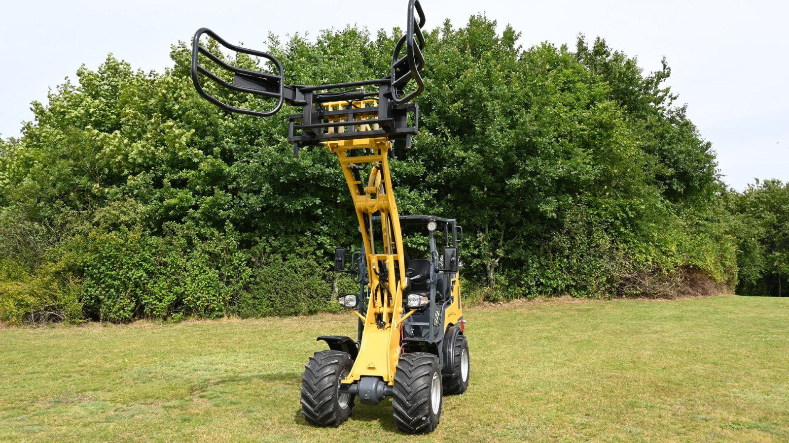 Kompaktlader des Typs MAN 2940 Foldbar bøjle, Gebrauchtmaschine in Herning (Bild 2)