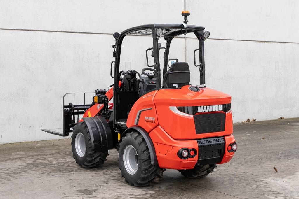Kompaktlader tipa Manitou MLA 3-25 H, Neumaschine u Moerbeke (Slika 8)