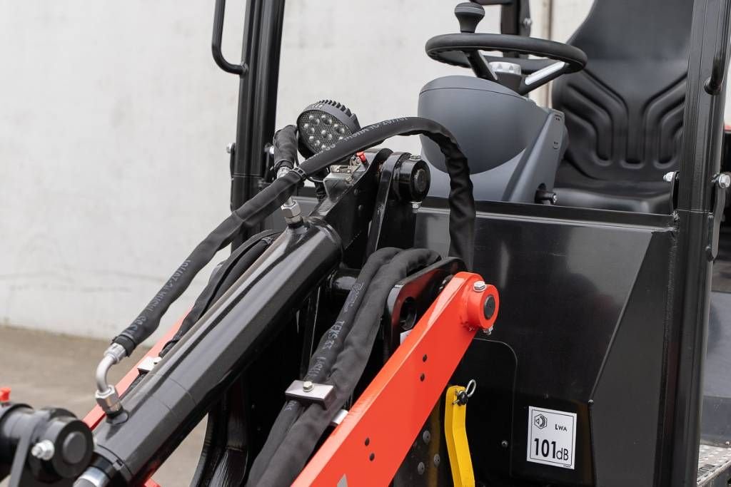 Kompaktlader типа Manitou MLA 3-25 HC, Neumaschine в Moerbeke (Фотография 11)