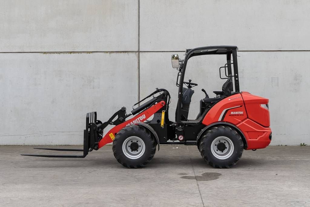 Kompaktlader типа Manitou MLA 3-25 HC, Neumaschine в Moerbeke (Фотография 9)