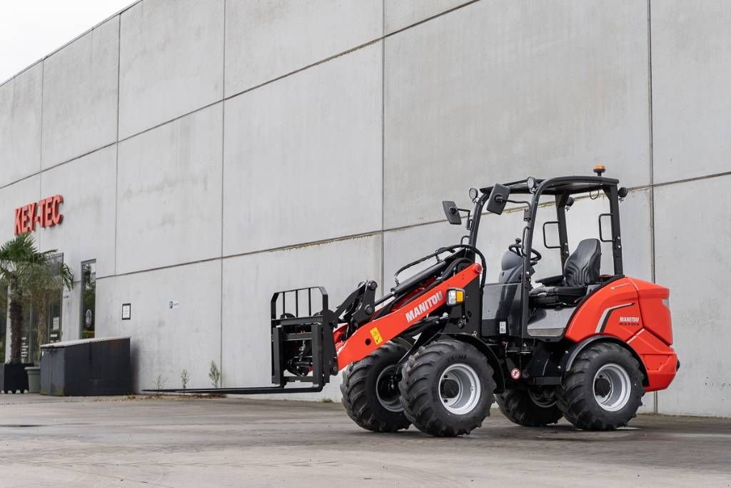 Kompaktlader des Typs Manitou MLA 3-25H, Neumaschine in Moerbeke (Bild 1)