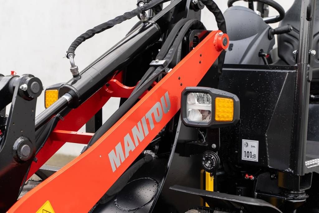 Kompaktlader a típus Manitou MLA 3-25H, Neumaschine ekkor: Moerbeke (Kép 11)