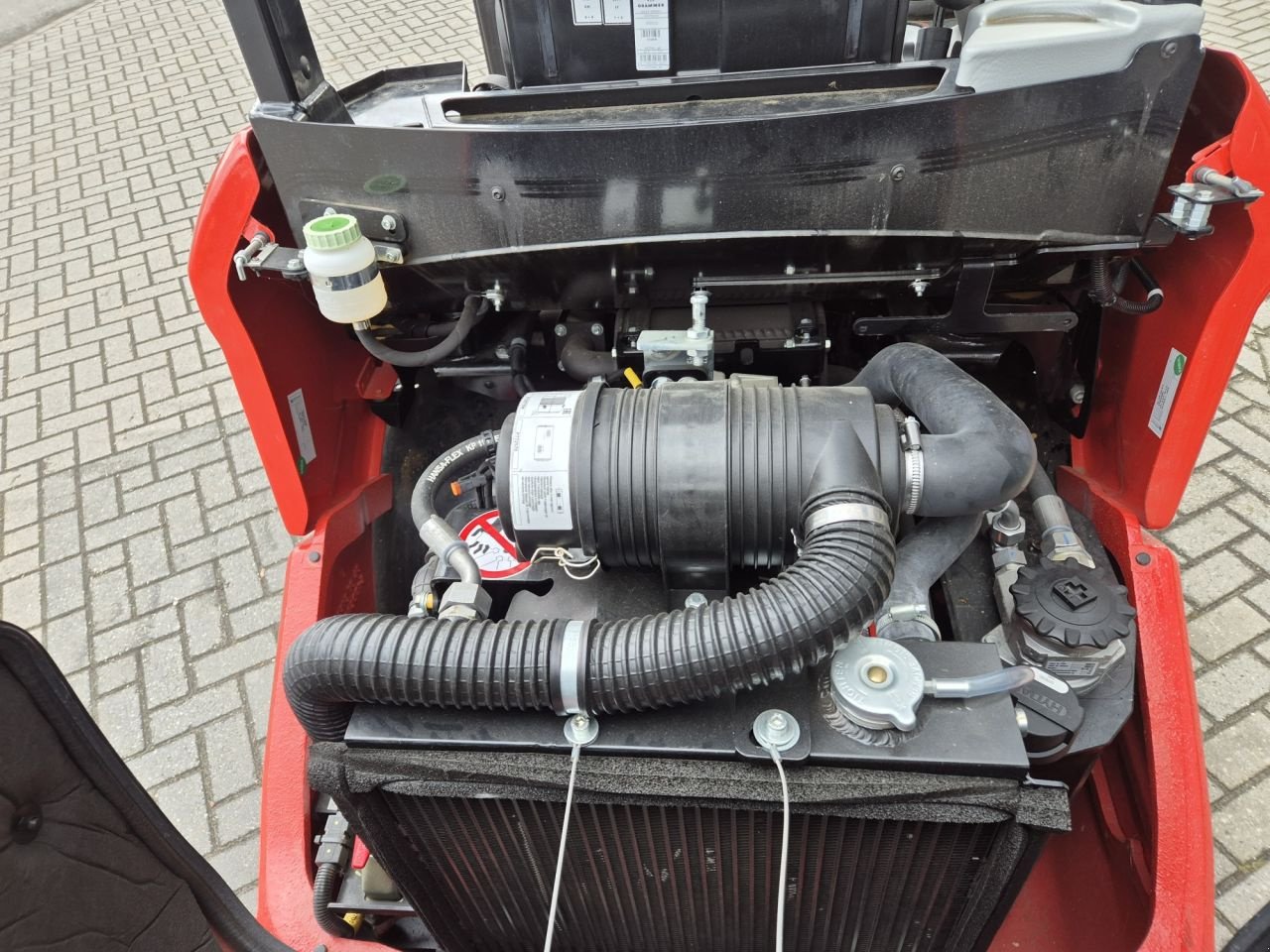 Kompaktlader of the type Manitou MLA 3-25H, Neumaschine in Lunteren (Picture 8)