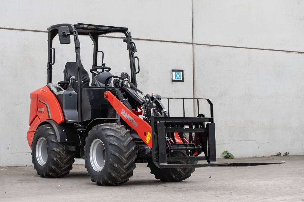 Kompaktlader tip Manitou MLA 3-25HC, Neumaschine in Moerbeke (Poză 3)