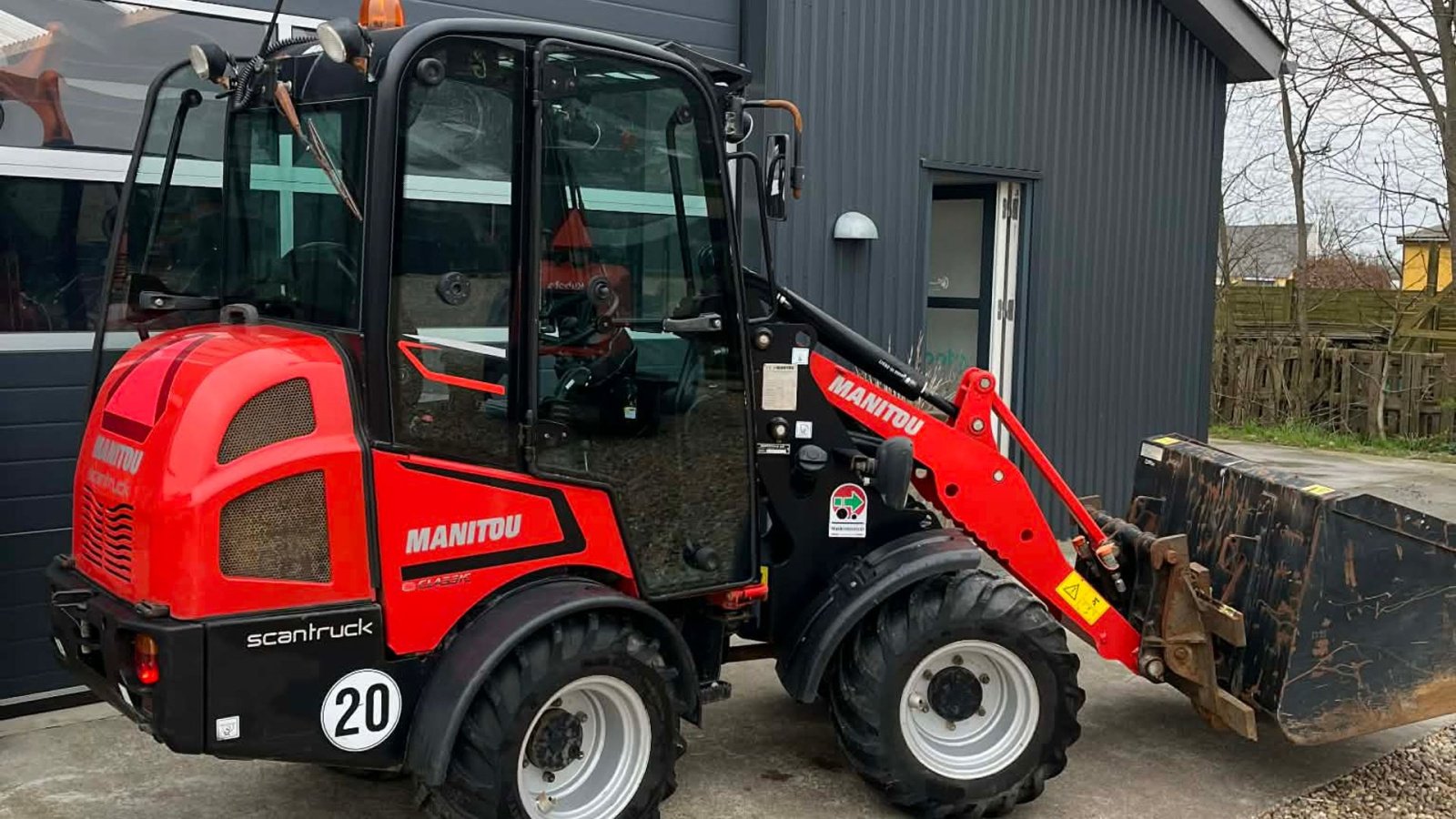 Kompaktlader of the type Manitou MLA 3-35H, Gebrauchtmaschine in Føvling (Picture 3)