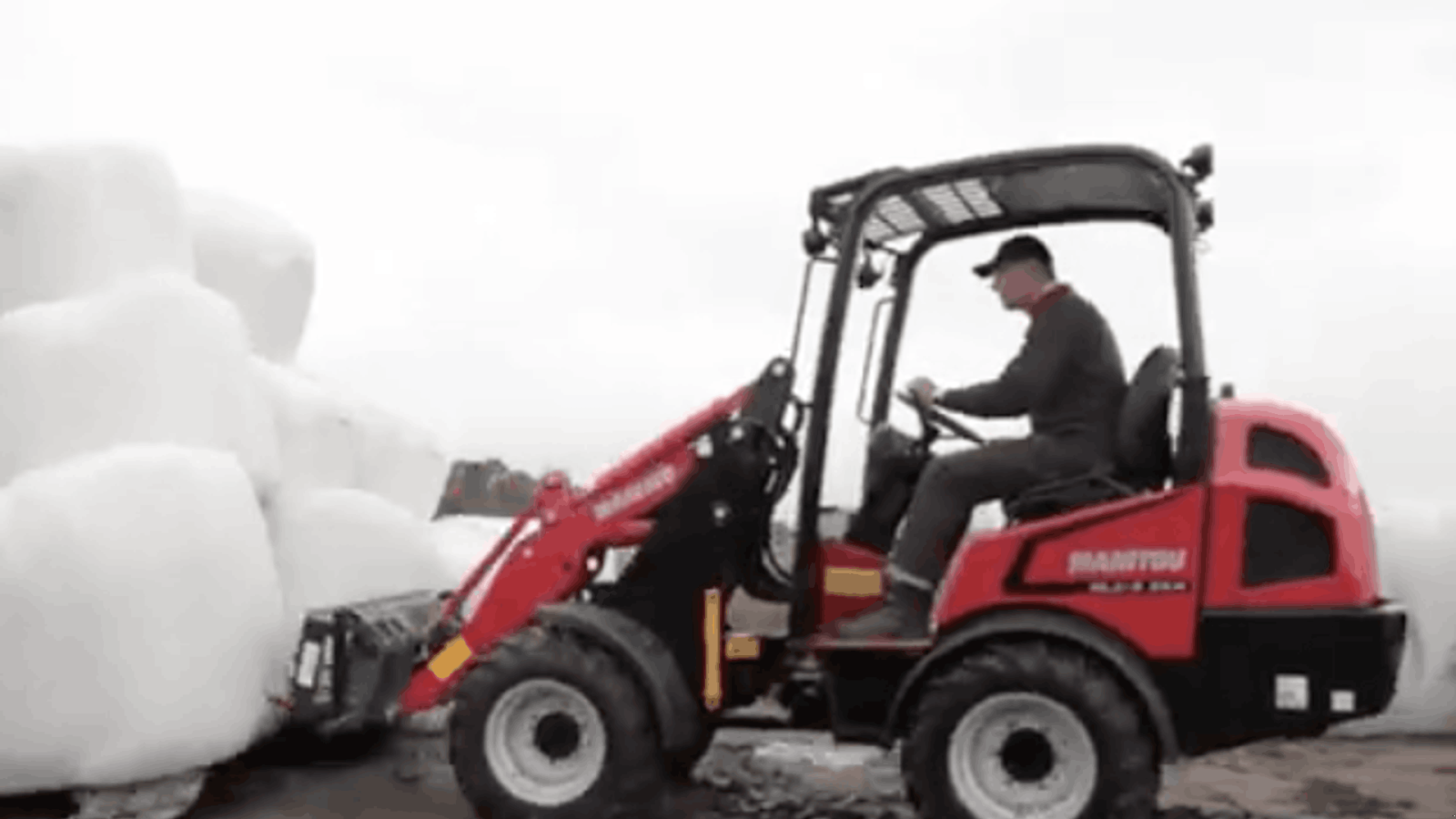 Kompaktlader типа Manitou MLA 3-35H, Gebrauchtmaschine в Randers NØ (Фотография 3)