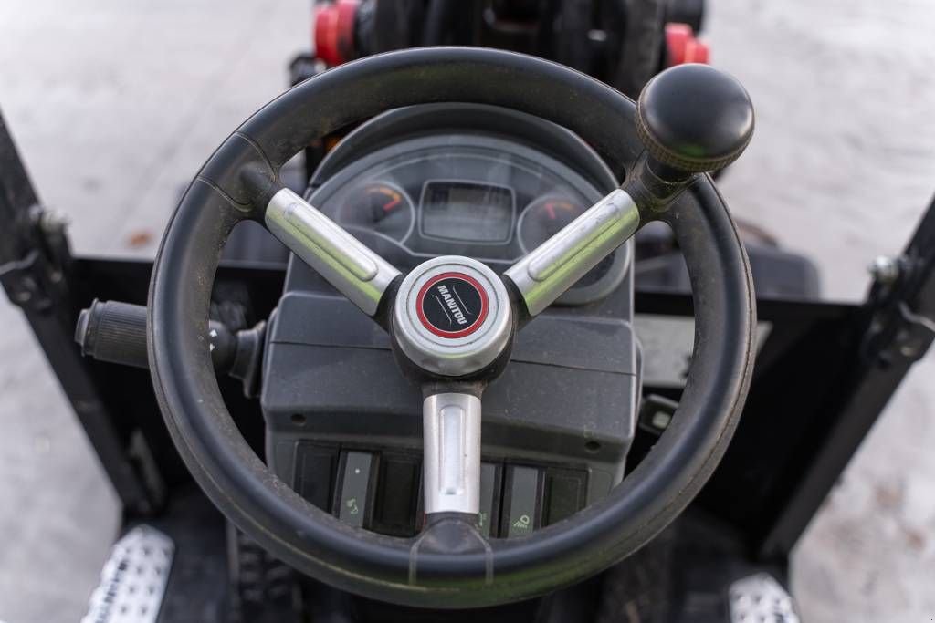 Kompaktlader του τύπου Manitou MLA 4-50 H, Gebrauchtmaschine σε Moerbeke (Φωτογραφία 8)