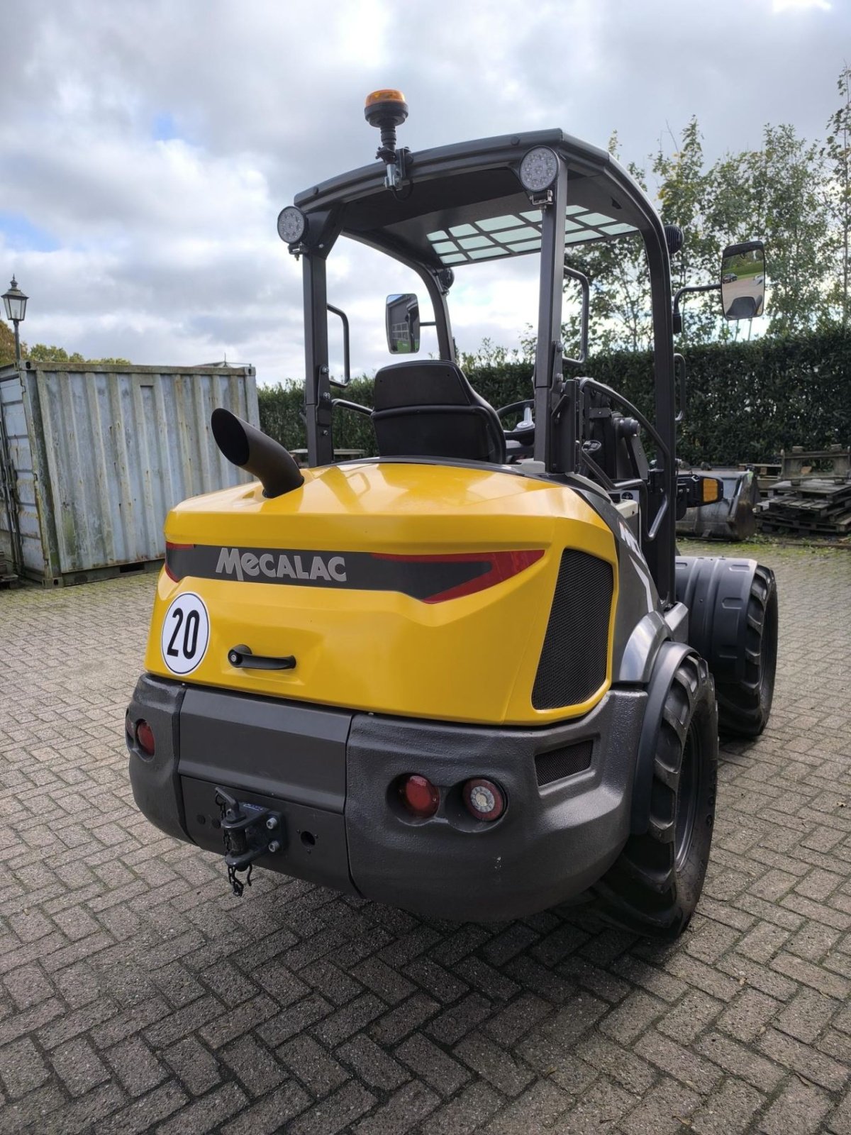 Kompaktlader of the type Mecalac MCL8, Gebrauchtmaschine in Hardegarijp (Picture 3)