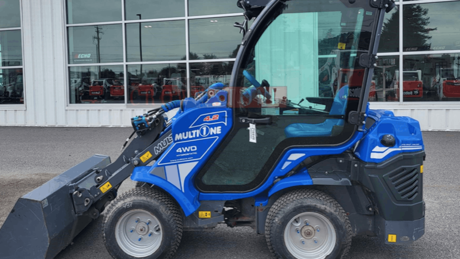 Kompaktlader типа Multione 4.2 Cabin, Gebrauchtmaschine в Randers NØ (Фотография 1)