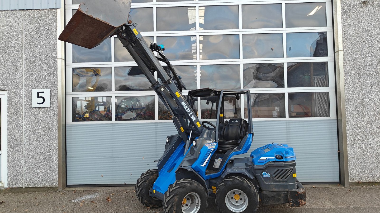 Kompaktlader tipa Multione 8.4Sk KUN 350 timer, Gebrauchtmaschine u Holstebro (Slika 5)