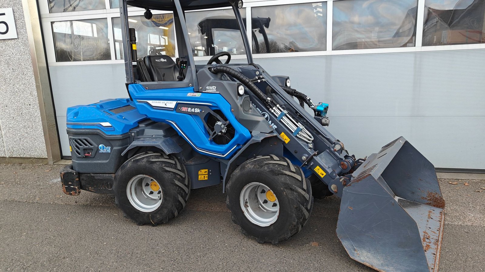 Kompaktlader tipa Multione 8.4Sk KUN 350 timer, Gebrauchtmaschine u Holstebro (Slika 3)