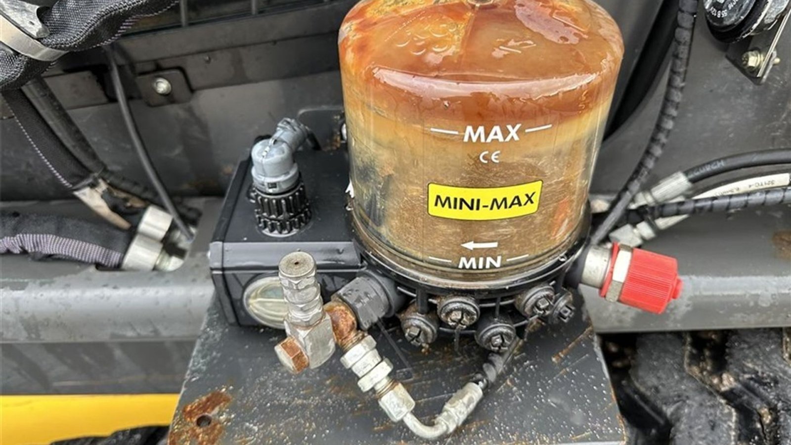 Kompaktlader of the type New Holland C238, Gebrauchtmaschine in Gjerlev J. (Picture 10)