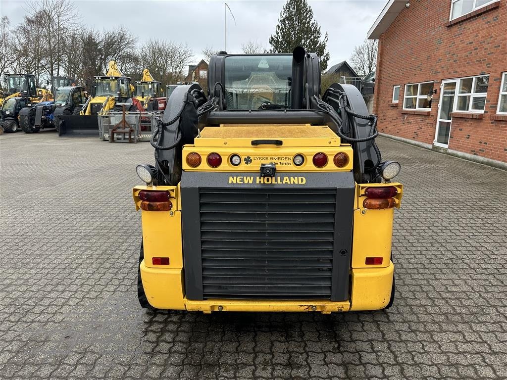 Kompaktlader tip New Holland C238, Gebrauchtmaschine in Gjerlev J. (Poză 6)