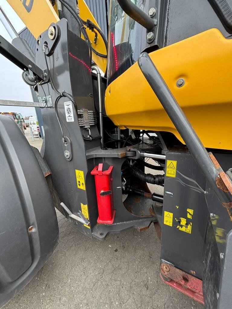 Kompaktlader des Typs New Holland W 170 D LR, Gebrauchtmaschine in Ribe (Bild 11)