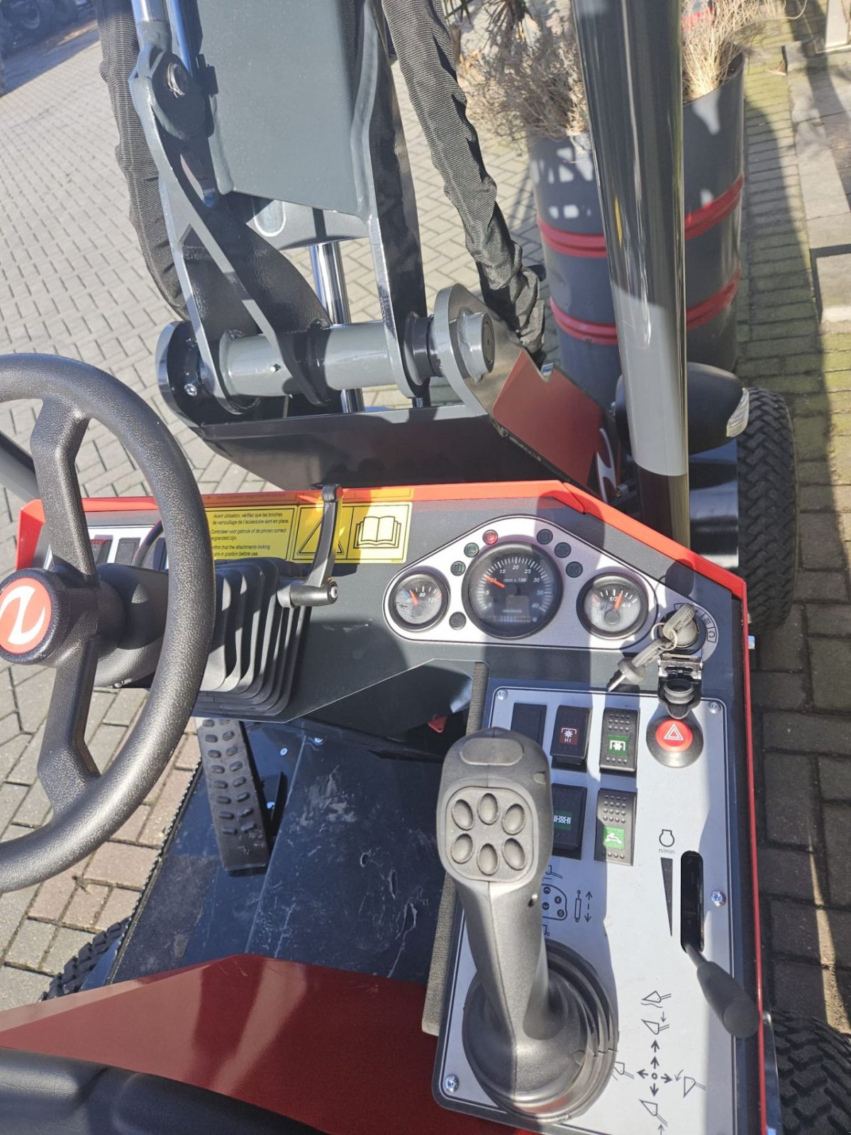 Kompaktlader of the type Norcar A6226, Neumaschine in Bleiswijk (Picture 4)