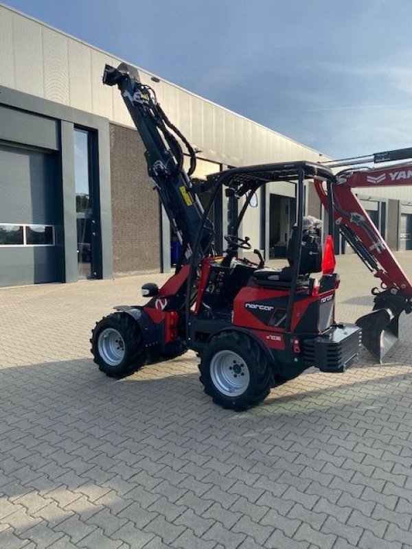 Kompaktlader of the type Norcar a7035, Neumaschine in Hedel (Picture 1)