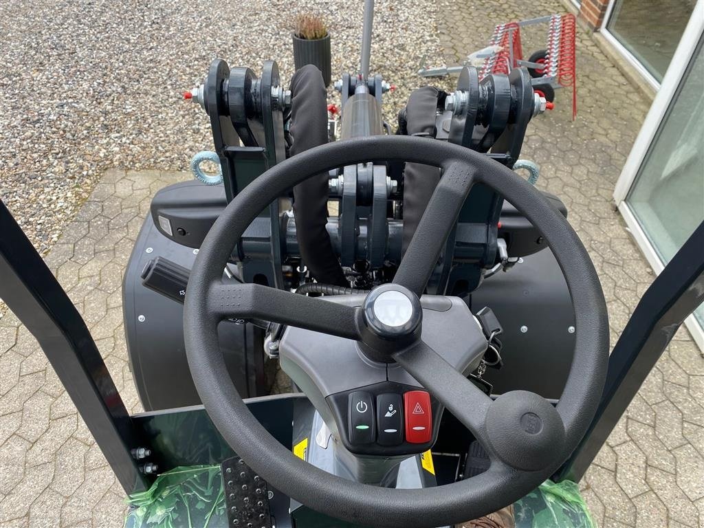 Kompaktlader des Typs Pitbull X 28 - 50 E Vi kører DEMO med denne kraftige el drevne maskine, Gebrauchtmaschine in Kjellerup (Bild 6)